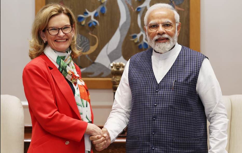 प्रधानमंत्री ने अंतर्राष्ट्रीय दूरसंचार संघ की महासचिव डोरेन बोगडान-मार्टिन से भेंट की