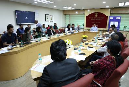 केंद्रीय स्वास्थ्य मंत्रालय ने हाल ही में शुरू किए गए महामारी कोष के लिए ओरिएंटेशन सेमिनार का आयोजन किया
