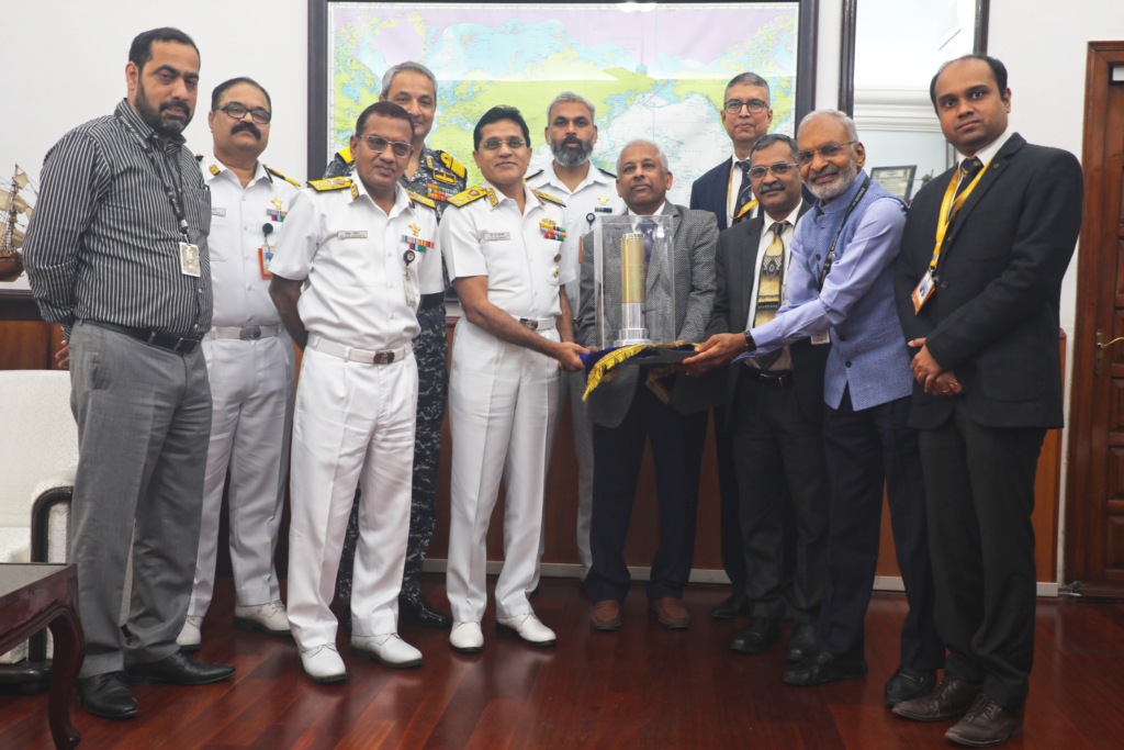 भारतीय नौसेना को पहली बार निजी तौर पर निर्मित एएसडब्ल्यू रॉकेट का स्वदेशी फ्यूज सौंपा गया