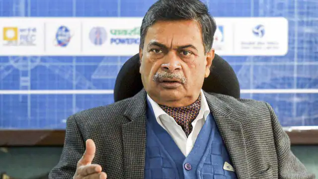 विद्युत मंत्रालय ने गर्मी के मौसम के दौरान बिजली की समुचित उपलब्धता सुनिश्चित करने के लिये बहुआयामी रणनीति तैयार की