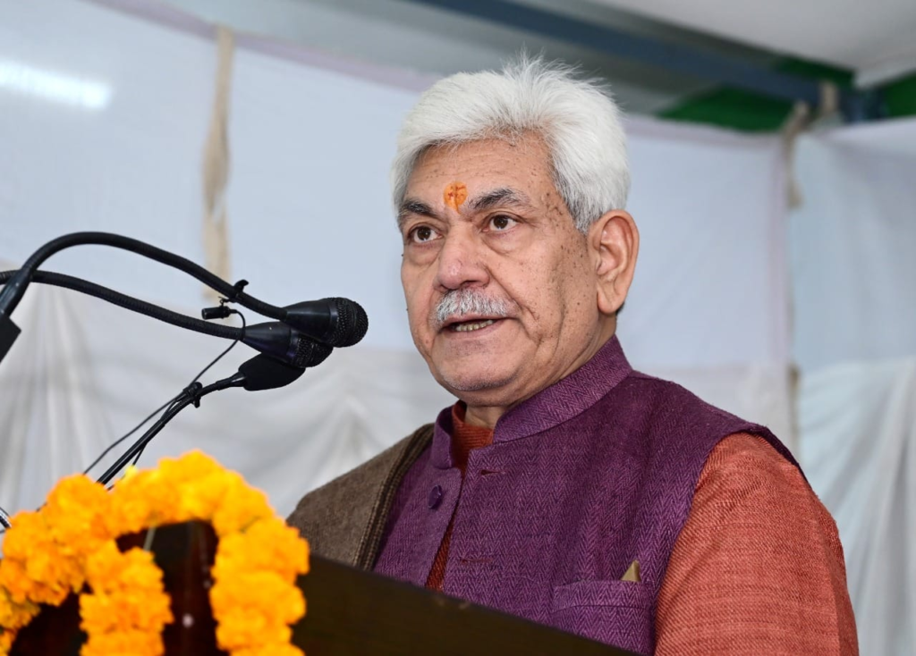 जम्मू-कश्मीर के एलजी मनोज सिन्हा ने कहा, अगर कोई फर्जी भर्ती साबित करता है तो मैं पद छोड़ दूंगा