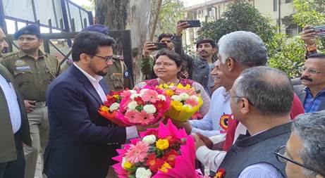 एक साल में देश में 10,000 जन औषधि केंद्र खोलने का पूरा करेंगे टारगेट: अनुराग सिंह ठाकुर