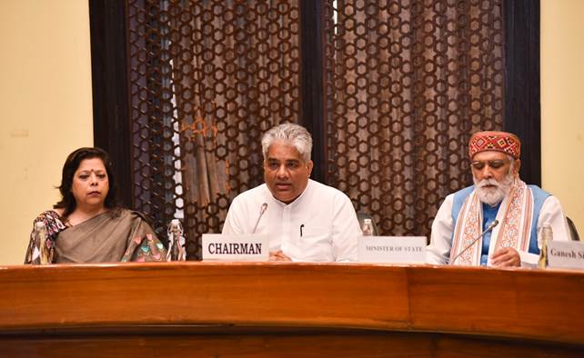 चीता परियोजना पर्यावरण संरक्षण और वन्यजीव संरक्षण के प्रति प्रधानमंत्री की प्रतिबद्धता के अनुरूप है : भूपेंद्र यादव
