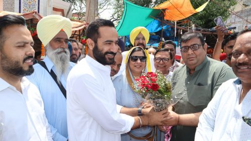 आप ने नकोदर में खोला चुनाव कार्यालय, कांग्रेस नेता मोहित और बीजेपी नेता नीका खान ‘आप’ में हुए शामिल