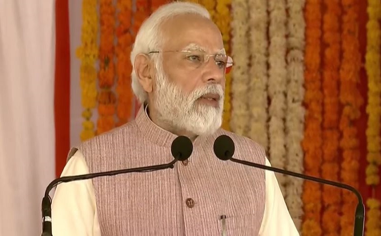 मुट्ठीभर लोग विकास कार्यों से बौखलाए हुए हैं’- पीएम मोदी