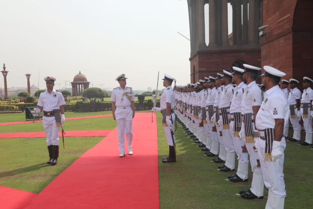 वाइस एडमिरल संजय जसजीत सिंह, एवीएसएम, एनएम ने नौसेना उप-प्रमुख के रूप में पदभार ग्रहण किया