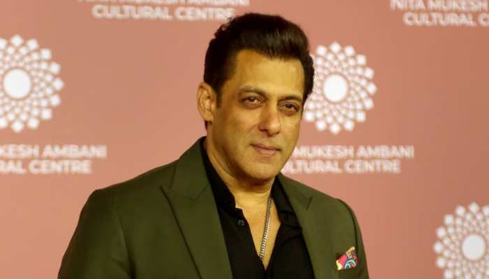 सलमान खान को फिर आया धमकी भरा फोन,30 अप्रैल को खत्म कर दूंगा…