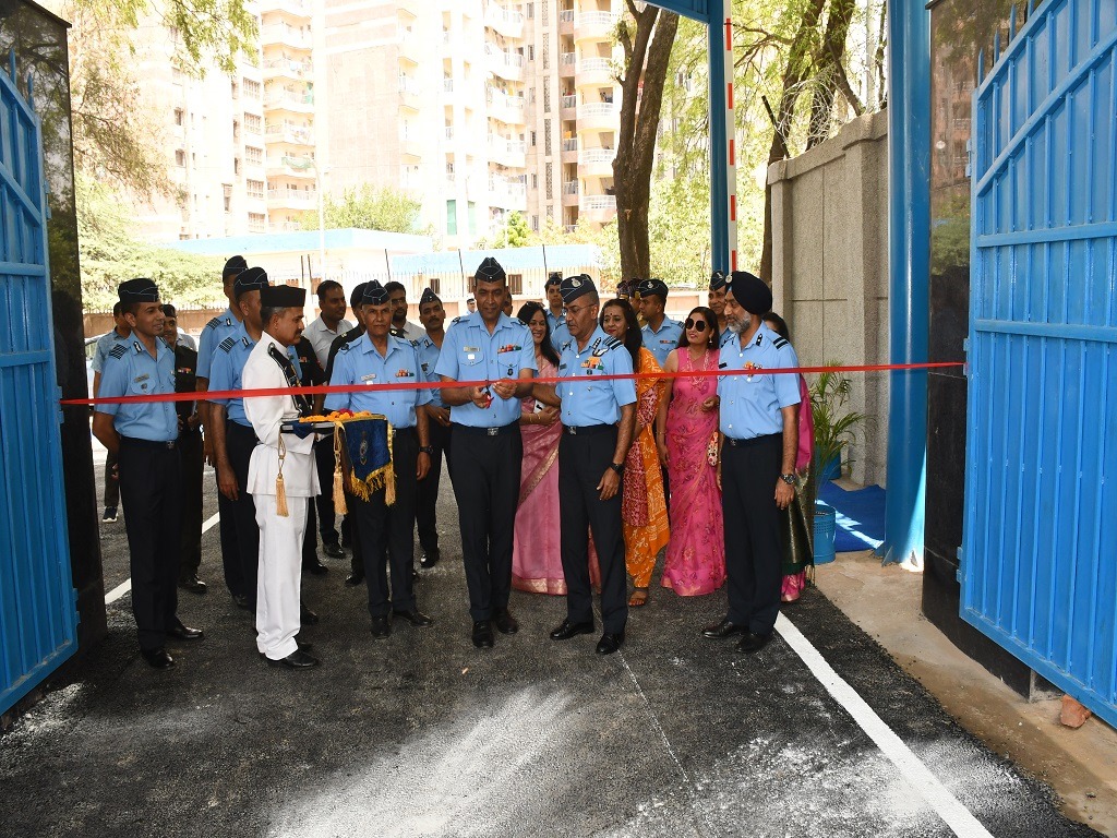 दिल्ली जल बोर्ड से जलापूर्ति का शुभारंभ और एक नया प्रवेश द्वार खोला गया