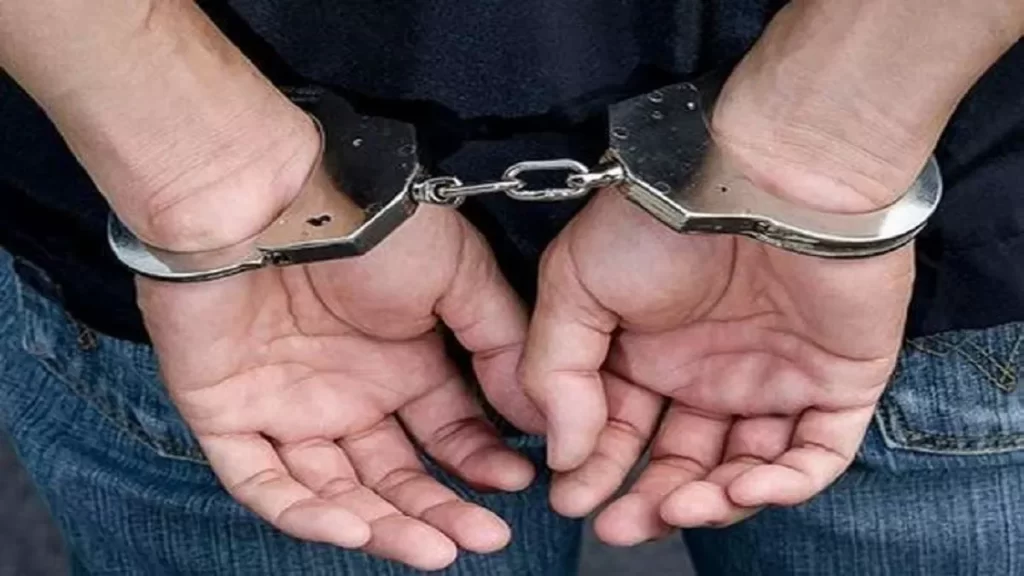 CBI ने 10 लाख रुपए रिश्वत लेते हुए जम्मू के के मुख्य बागवानी अफसर को पकड़ा