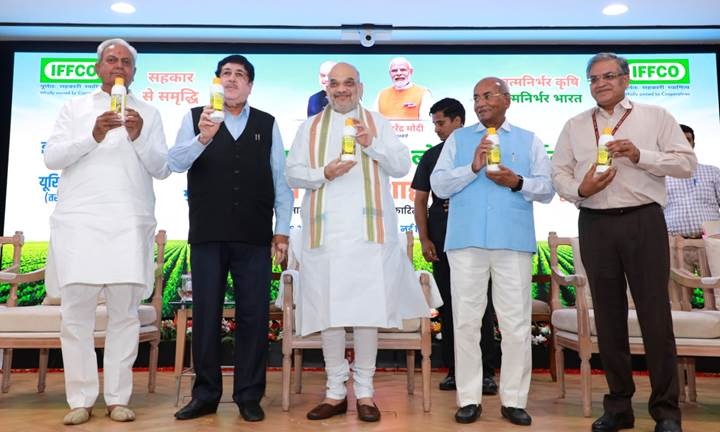 वैज्ञानिक अनुसंधानों को ‘Lab to Land’ अप्रोच से खेत में पहुँचाने में इफको ने असाधारण काम किया है:अमित शाह
