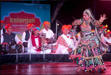 प्रधानमंत्री ने सेंट्रल विस्टा पर साप्ताहिक सांस्कृतिक कार्यक्रमों का आयोजन करने के लिए अनोखे सांस्कृतिक प्रदर्शन कालांजलि की सराहना की