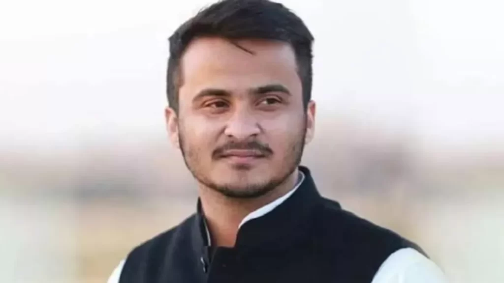 21 अप्रैल को इलाहाबाद उच्च न्यायालय के आदेश को चुनौती देने वाली अब्दुल्ला आजम खान की याचिका पर सुनवाई के लिए सुप्रीम कोर्ट हुई तैयार