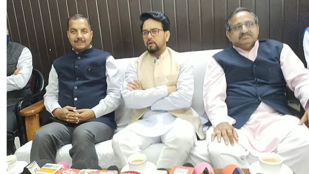 कांग्रेस ने अपने निजी स्वार्थों के लिए लोकसभा सत्र की कुर्बानी दी: अनुराग ठाकुर