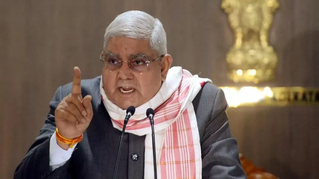 उपराष्ट्रपति ने ईद-उल-फितर की पूर्व संध्या पर राष्ट्र को बधाई दी