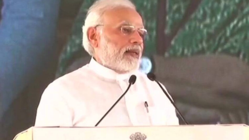 पीएमएवाई माताओं और बहनों के जीवन को आसान बना रही हैः प्रधानमंत्री