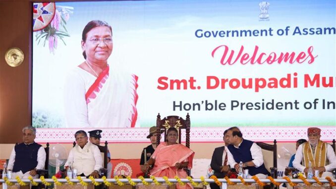 गौहाटी उच्च न्यायालय ने पूर्वोत्तर क्षेत्र में शांतिपूर्ण सह-अस्तित्व के लोकाचार को प्रोत्साहित करने में सहायता की है: राष्ट्रपति र्मुमू
