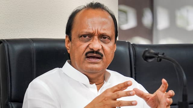 महाराष्ट्र में फिर बड़े सियासी संकट के बादल, अजित पवार के ‘गायब’ होने की अटकलें,सारे कार्यक्रम रद्द