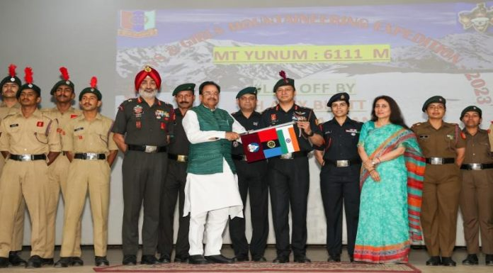 युवाओं का पालन पोषण मजबूत उद्देश्य और जुनून के साथ किया जाना चाहिए: अजय भट्ट
