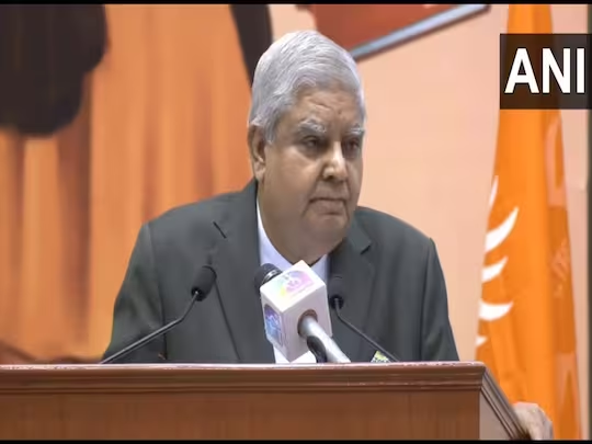 उपराष्ट्रपति ने भारतीय समुदाय से देश के विरूद्ध आधारहीन बातों का खंडन करने का आग्रह किया