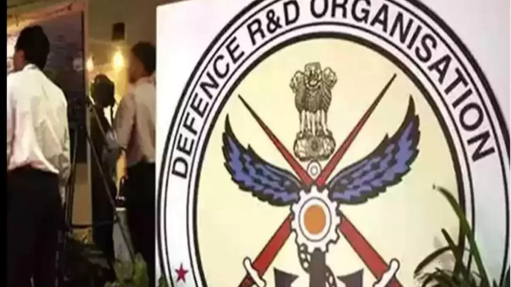 डीआरडीओ द्वारा हैदराबाद में उद्योगों के साथ उनकी जरूरतों को समझने और उनकी नीतियों के बारे में जागरूकता बढ़ाने के लिए विचार-विमर्श