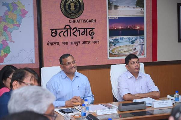 कोयला सचिव अमृत लाल मीणा ने छत्तीसगढ़ में राज्य सरकार और रेलवे अधिकारियों के साथ की समीक्षा बैठकें