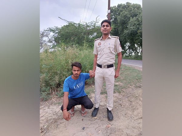 दिल्ली में नाबालिग गर्लफ्रेंड का बेरहमी से हत्या करने वाला आरोपी साहिल गिरफ्तार, चाकू से किए थे 40 वार