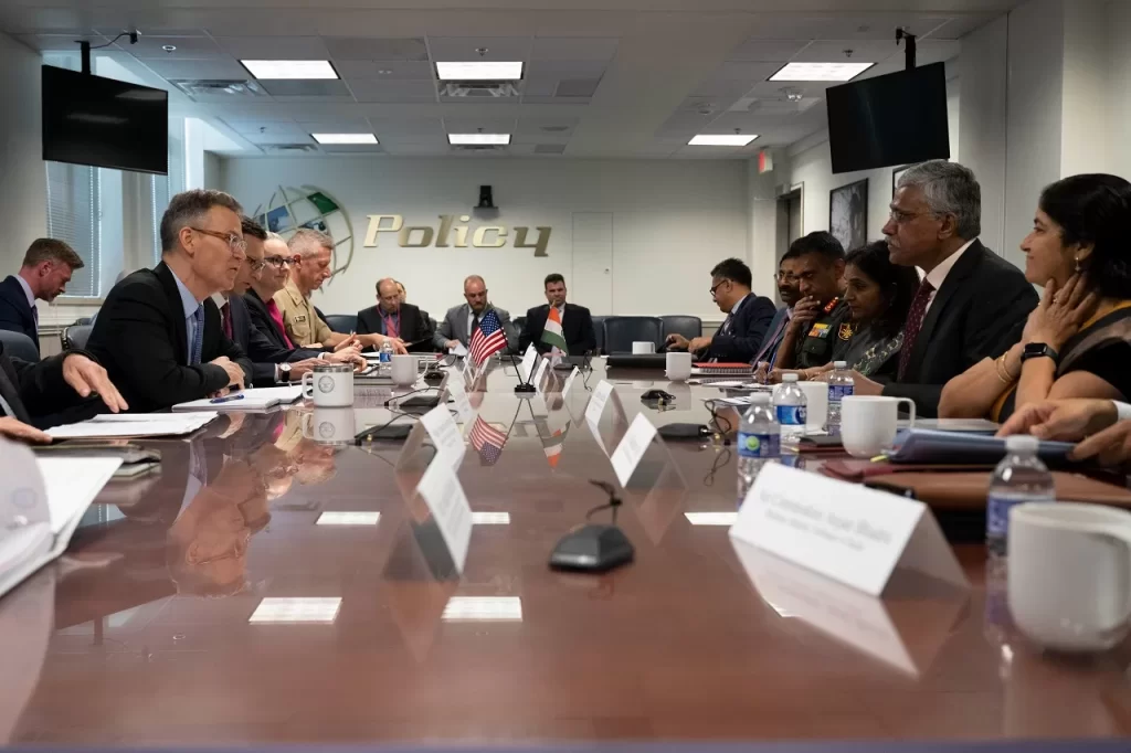 रक्षा सचिव और यूएस अंडर सेक्रेटरी ऑफ डिफेंस ने वाशिंगटन डीसी में आयोजित भारत-अमेरिका रक्षा नीति समूह की 17वीं बैठक की सह-अध्यक्षता की