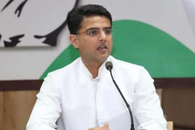 ‘पहली बार देख रहा हूं कि कोई अपनी ही पार्टी के विधायकों और सांसदों की आलोचना कर रहा है’:सचिन पायलट
