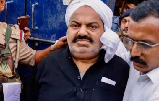 अतीक अहमद की हत्या का बदला लेने की धमकी, ट्विटर यूजर ‘दि सज्जाद मुगल’ के खिलाफ FIR दर्ज