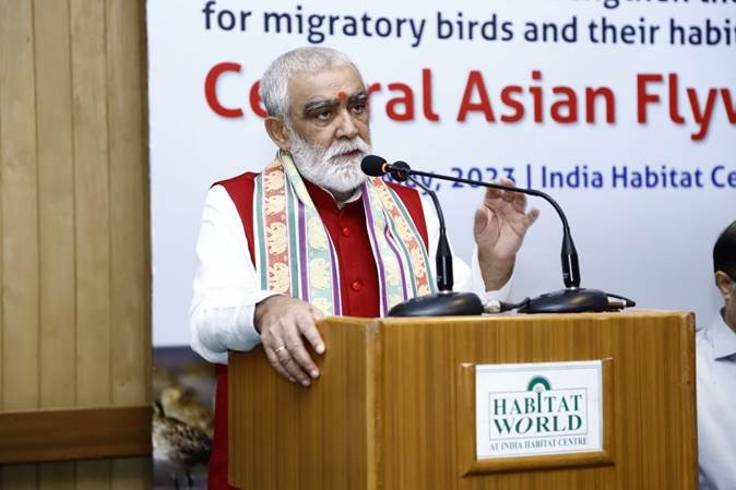 मध्य एशियाई उड़ानमार्ग में प्रवासी पक्षियों और उनके ठिकानों के संरक्षण प्रयासों को मजबूती देने के लिए भ्रमण क्षेत्र देशों की बैठक