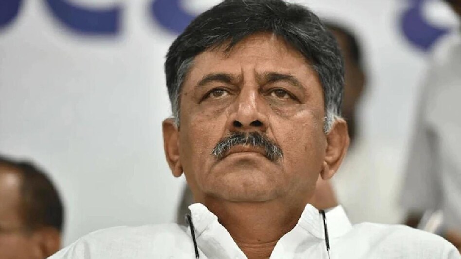 कर्नाटक कांग्रेस प्रमुख डीके शिवकुमार टूट गए, गांधी परिवार को उनके नेतृत्व में उनके भरोसे के लिए दिया धन्यवाद