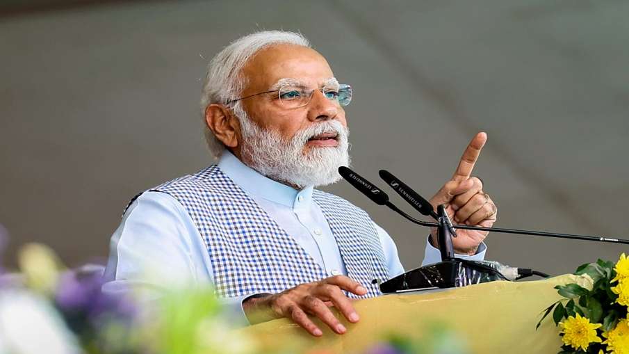 कर्नाटक में चुनाव प्रचार चरम पर, प्रधानमंत्री नरेंद्र मोदी आज करेंगे कई रोड शो