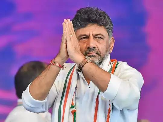 ‘कांग्रेस जीतेगी 141 सीट जीतकर सरकार बनाएगी, सीएम पद को लेकर पार्टी का फैसला स्वीकार ‘- डीके शिवकुमार