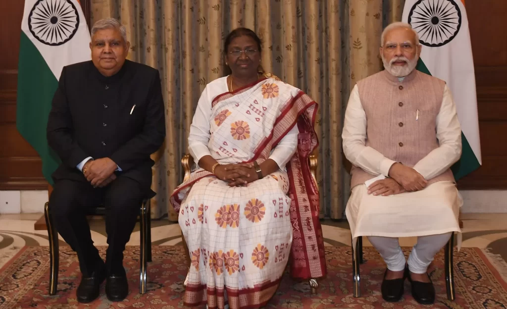 आज देशभर में बुद्ध पूर्णिमा मनाई जा रही है, राष्ट्रपति, उपराष्ट्रपति और प्रधानमंत्री ने देशवासियों को दी बधाई