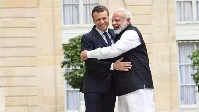 प्रधानमंत्री नरेंद्र मोदी 14 जुलाई को पेरिस में इस वर्ष के बैस्टिल डे परेड में होंगे विशिष्ट अतिथि