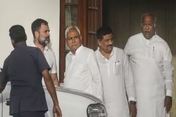 पटना में विपक्षी दलों की बैठक को लेकर कपिल सिब्बल ने किया बड़ा खुलासा
