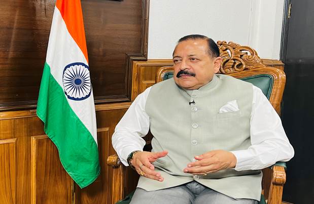 भारत द्वारा अब तक लॉन्च किए गए 424 विदेशी उपग्रहों में से 389 प्रधानमंत्री मोदी के नेतृत्व वाली सरकार के पिछले नौ वर्षों में लॉन्च किए गए हैं: डॉ. जितेंद्र सिंह