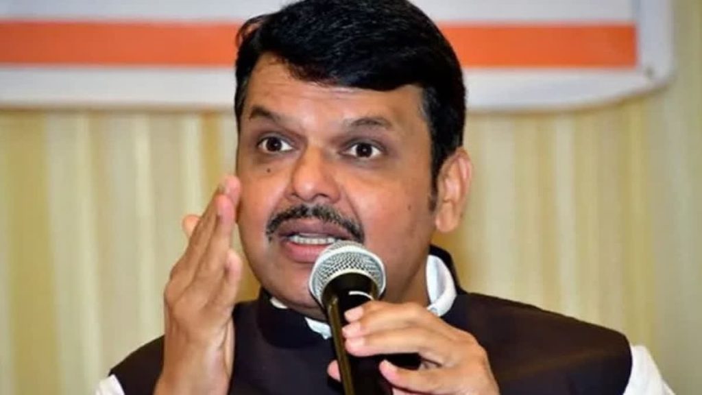 ‘भारत में कोई मुस्लिम औरंगजेब का वंशज नहीं’, फडणवीस बोले-मुगल बादशाह को राष्ट्रवादी मुसलमान नहीं देते तरजीह