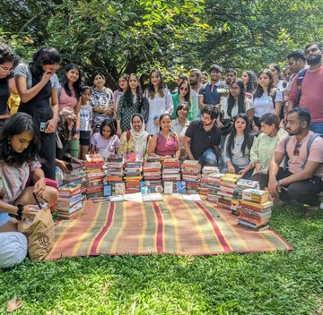 प्रधानमंत्री ने लोगों में पढ़ने के प्रति प्रेम पैदा करने के लिए कब्बन रीड्स के प्रयास की सराहना की