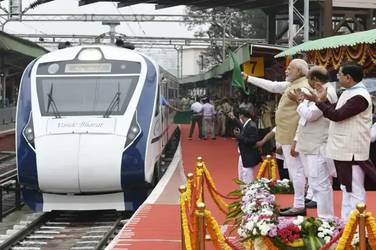 प्रधानमंत्री 3 जून को गोवा की पहली वंदे भारत एक्सप्रेस को झंडी दिखाकर करेंगे रवाना