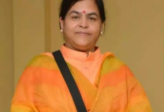 अंतराष्ट्रीय योग दिवस पर इंदौर में पर्यटन एवं संस्कृति मंत्री उषा ठाकुर के नेतृत्व में लालबाग परिसर में आयोजित किया गया