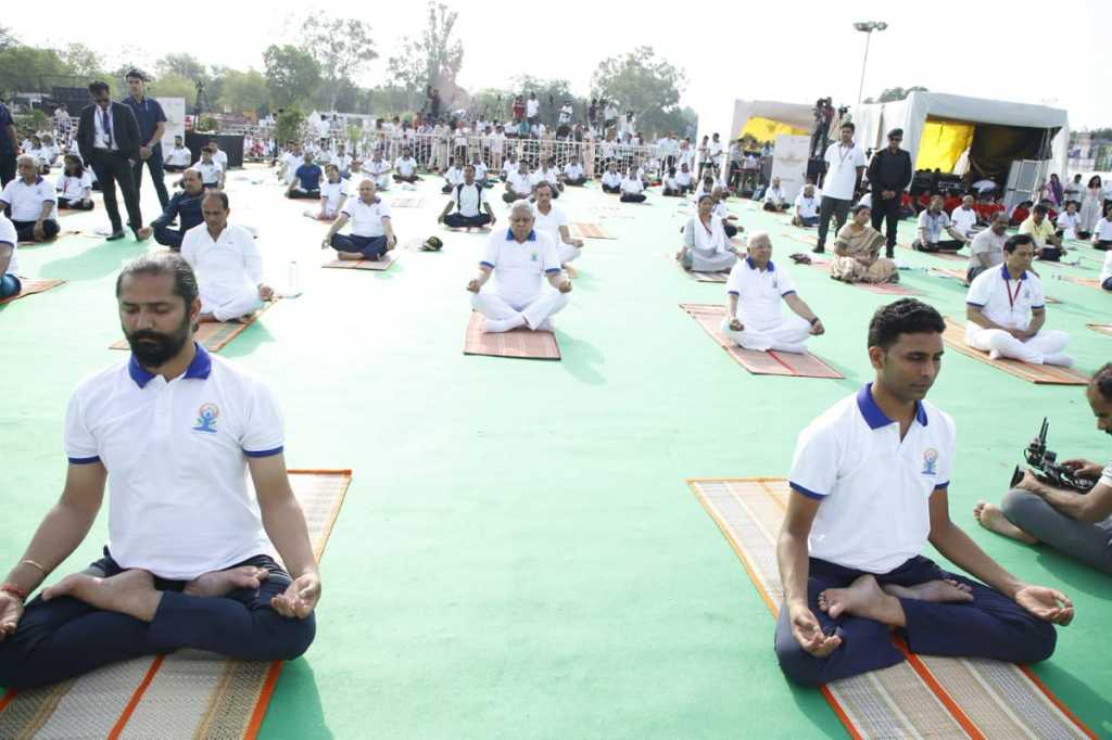 योग एक दिन का नहीं, हर दिन का है : उपराष्ट्रपति