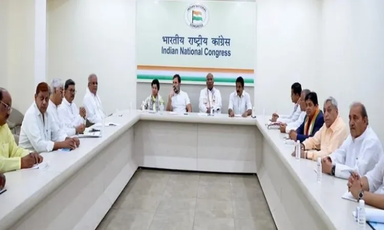 दिल्ली में छत्तीसगढ़ कांग्रेस नेताओं की बैठक शुरू, मल्लिकार्जुन खड़गे और राहुल गांधी मौजूद