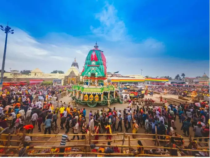 जय जगन्नाथ से गूंजी पुरी, भगवान जगन्नाथ की 9 दिवसीय रथयात्रा शुरू