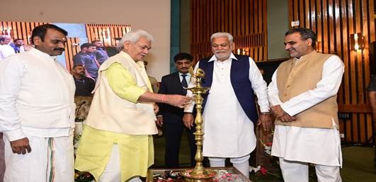 पशुपालन और डेयरी विभाग ने विश्व दुग्ध दिवस मनाया, ग्रीष्मकालीन बैठक का भी हुआ शुभारंभ