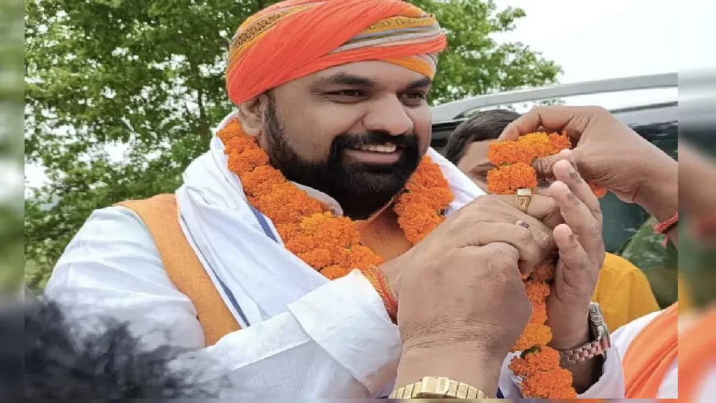 बिहार बीजेपी के प्रदेश अध्यक्ष सम्राट चौधरी ने राहुल गांधी की तुलना आतंकवादी ओसामा बिन लादेन से की है.