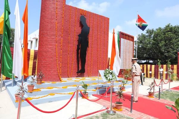 जगजीवन आरपीएफ अकादमी लखनऊ में नवनिर्मित राष्ट्रीय शहीद स्मारक का किया गया अनावरण