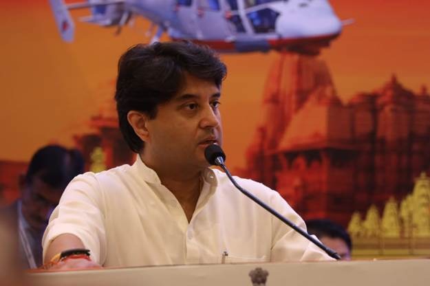 ज्योतिरादित्य एम. सिंधिया ने खजुराहो में हेलीशिखर सम्मेलन 2023 और उड़ान 5.2 का किया उद्घाटन