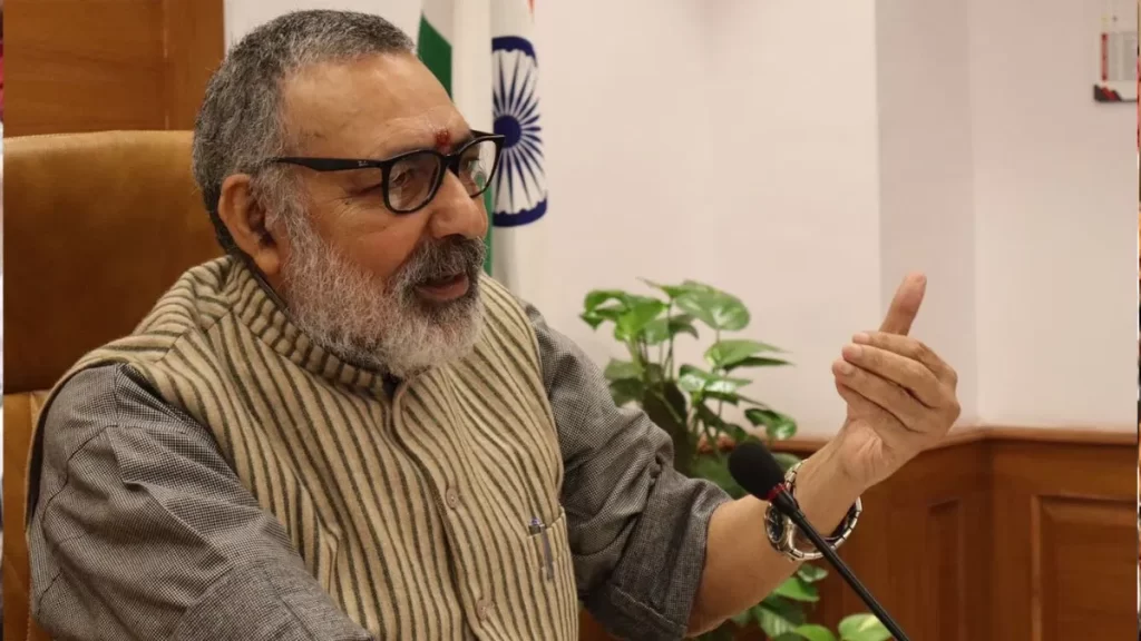 बिहार में बढ़ते अपराध को लेकर नीतीश सरकार पर बरसे गिरिराज सिंह, बोले- “कुर्सी की खातिर कानून व्यवस्था की बलि चढ़ा दी गई है”
