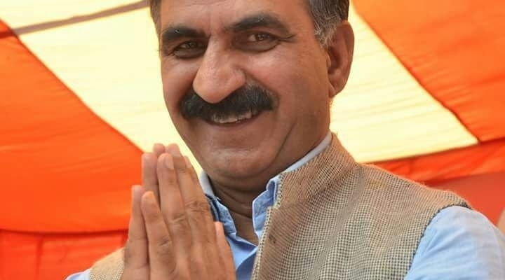 “सभी सेब उत्पादक क्षेत्रों में सड़कों को बहाल करने का कार्य युद्ध स्तर पर कर रही है” : सुखविंदर सिंह सुक्खू